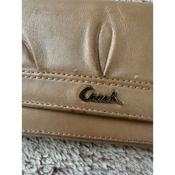 Coach Women’s Wallet Trifold Leather Solid Beige Button Shut - Picture 5 of 14